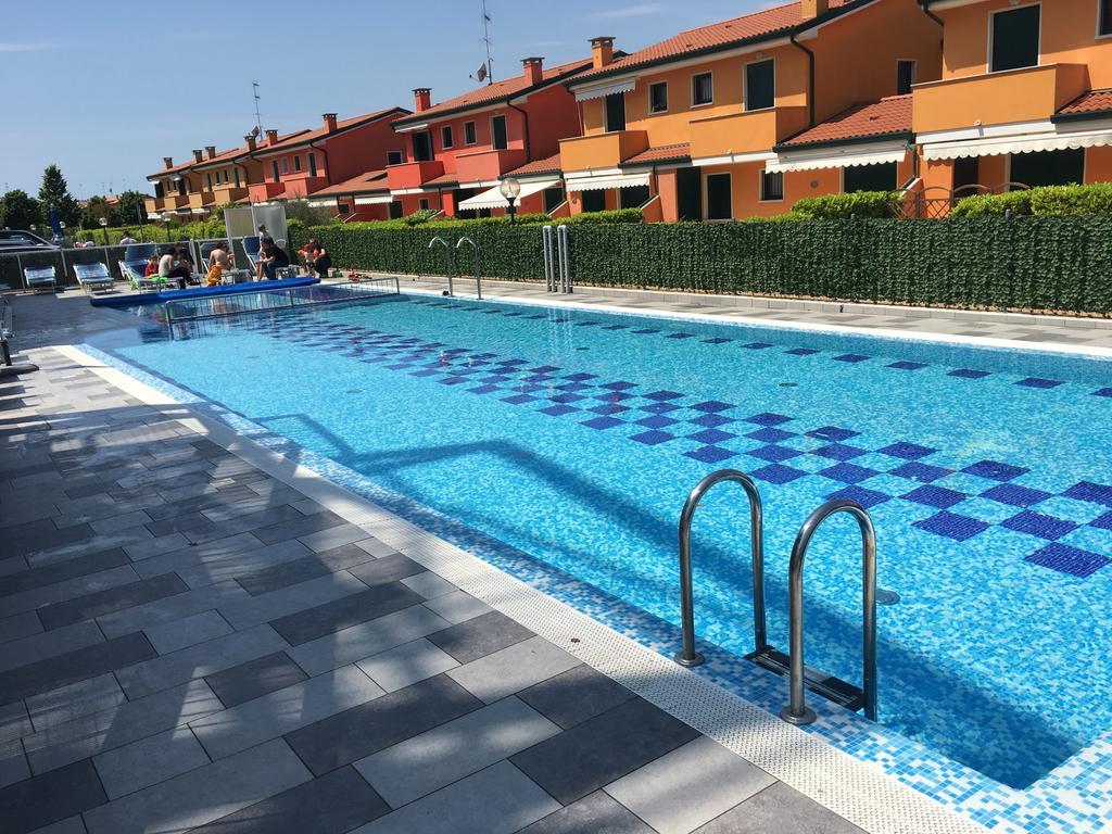 Villaggio Hemingway - Family Aparthotel Caorle Exterior foto